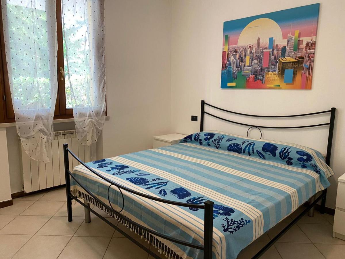 La Lanterna - Appartamenti In Residence Con Piscina Desenzano del Garda Esterno foto
