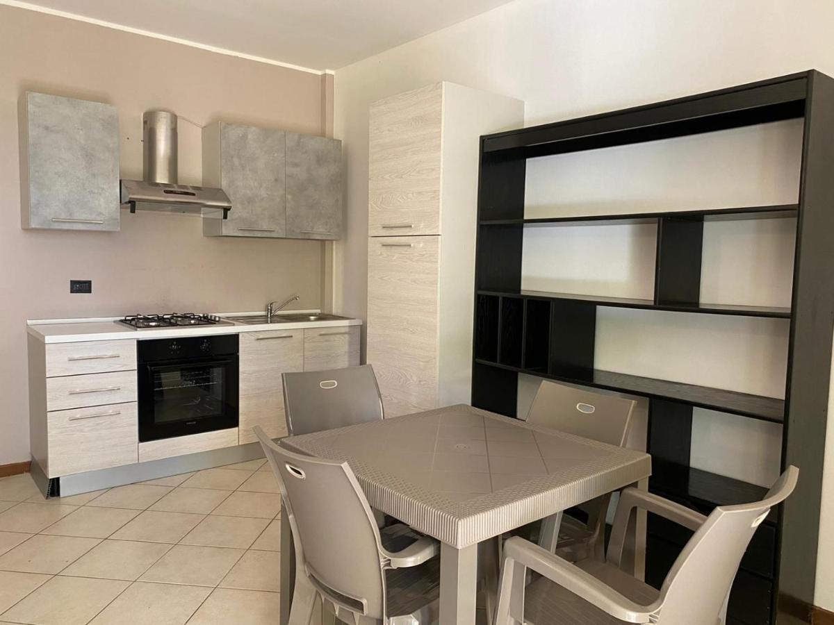 La Lanterna - Appartamenti In Residence Con Piscina Desenzano del Garda Esterno foto